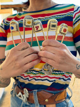 Load image into Gallery viewer, 1940s Slot Dice Horse Keys