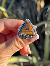 Load image into Gallery viewer, Triangle Landscape Rings Size 8