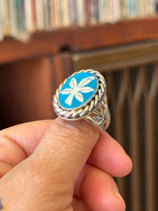 1970s Mother of Pearl Sweet Leaf Ring