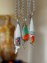 Load image into Gallery viewer, Best Bud Necklace