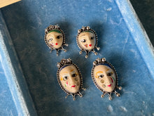 Load image into Gallery viewer, 1960s Harlequin Necklace