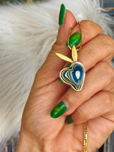 Load image into Gallery viewer, Fordite Metal Bunny