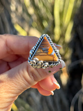 Load image into Gallery viewer, Triangle Landscape Rings Size 8