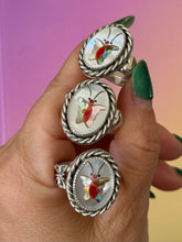 Load image into Gallery viewer, 1970s Mother of Pearl Butter Fly Inlay