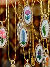 Load image into Gallery viewer, Pre Order Glass Chrysanthemum Flower Necklace