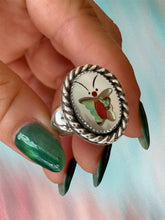 Load image into Gallery viewer, 1970s Mother of Pearl Butter Fly Inlay