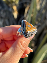 Load image into Gallery viewer, Triangle Landscape Rings Size 8