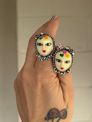 1960s Beauty Queen Ring