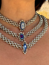 Load image into Gallery viewer, Oval Fordite Bloom Choker