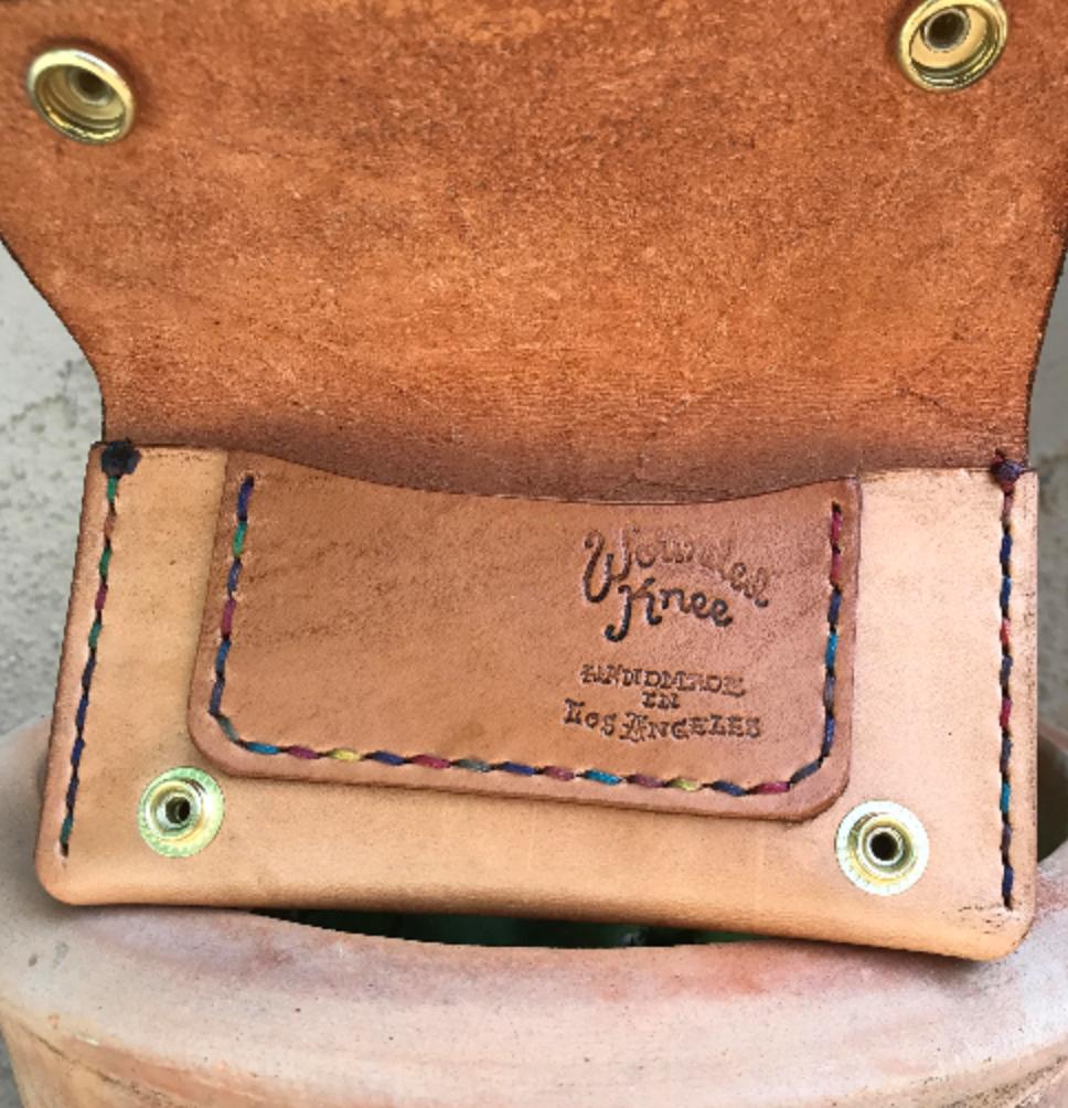 Card case in leather color caramel – Il Bisonte